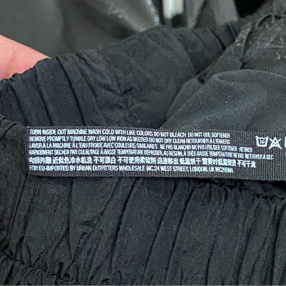 FREE PEOPLE Movement Black The Way Home Shorts Size S - Picture 12 of 14